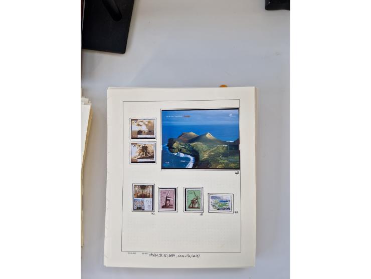 Portugal and Azores/Madeira: 1924/2021, unused and mint never hinged collection including souvenir sheets and booklets on the