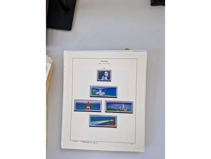 Portugal and Azores/Madeira: 1924/2021, unused and mint never hinged collection including souvenir sheets and booklets on the