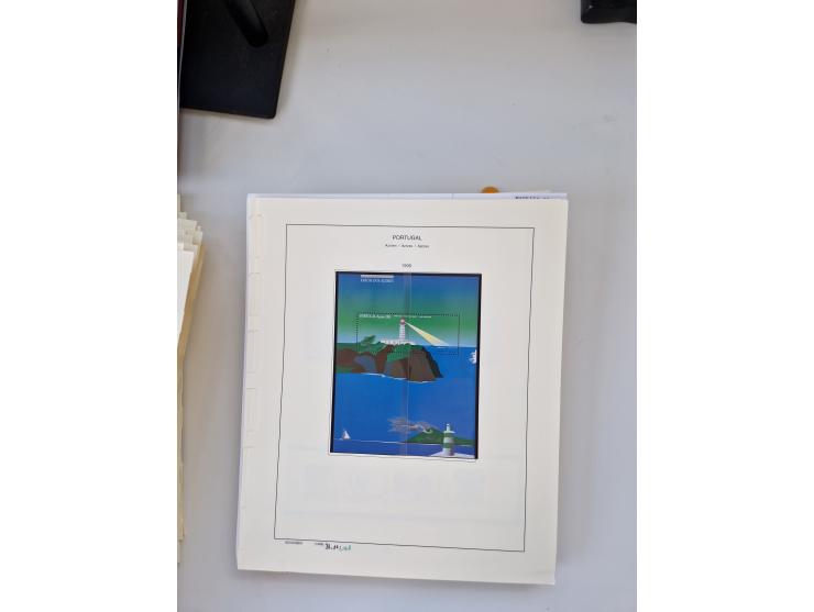 Portugal and Azores/Madeira: 1924/2021, unused and mint never hinged collection including souvenir sheets and booklets on the