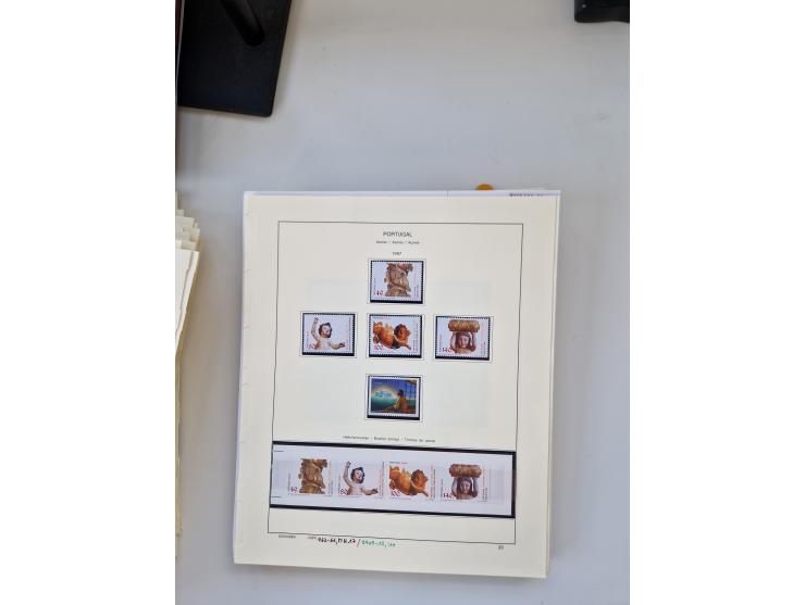 Portugal and Azores/Madeira: 1924/2021, unused and mint never hinged collection including souvenir sheets and booklets on the