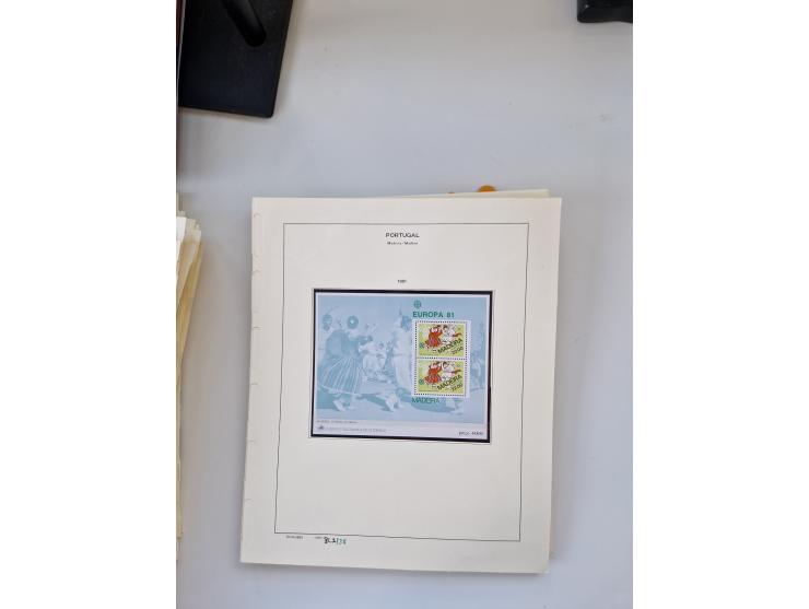 Portugal and Azores/Madeira: 1924/2021, unused and mint never hinged collection including souvenir sheets and booklets on the