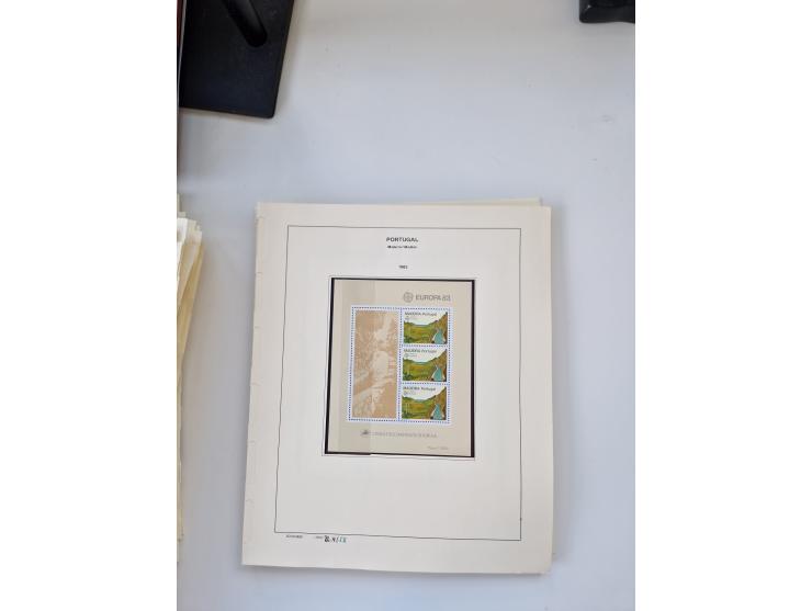 Portugal and Azores/Madeira: 1924/2021, unused and mint never hinged collection including souvenir sheets and booklets on the