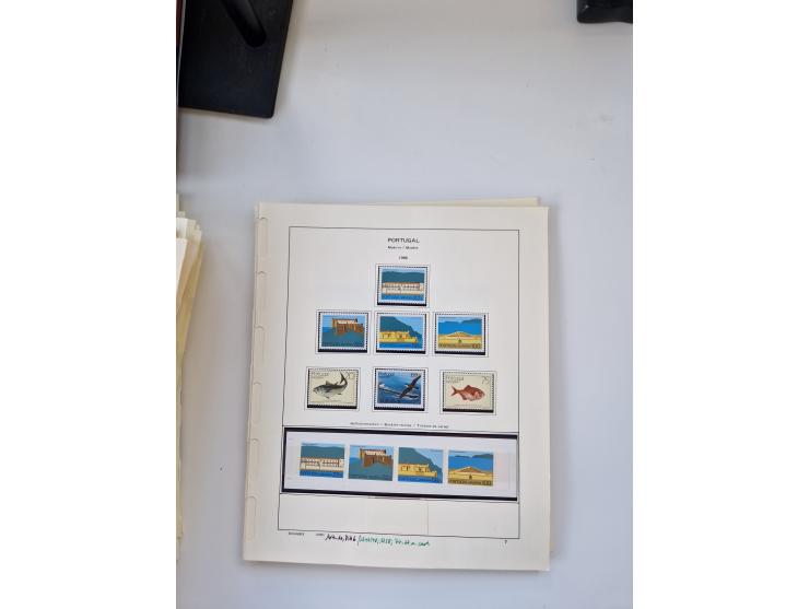 Portugal and Azores/Madeira: 1924/2021, unused and mint never hinged collection including souvenir sheets and booklets on the