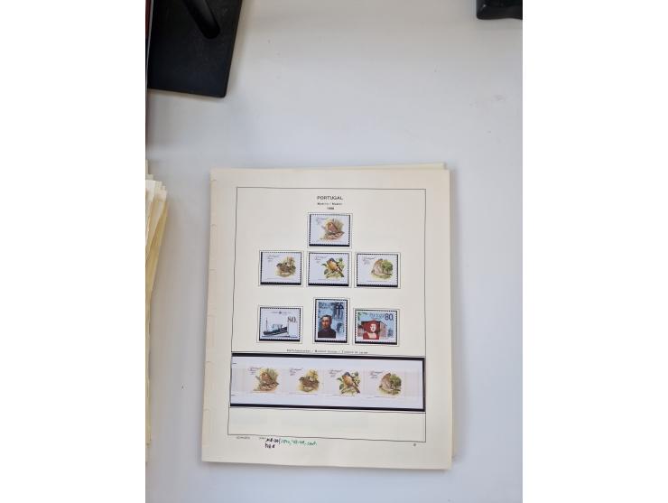 Portugal and Azores/Madeira: 1924/2021, unused and mint never hinged collection including souvenir sheets and booklets on the