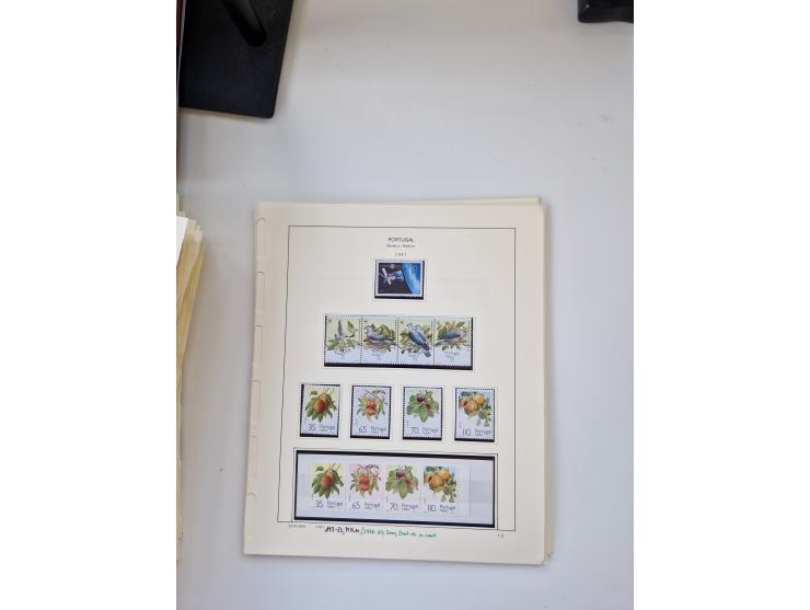Portugal and Azores/Madeira: 1924/2021, unused and mint never hinged collection including souvenir sheets and booklets on the