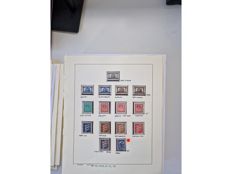 Portugal and Azores/Madeira: 1924/2021, unused and mint never hinged collection including souvenir sheets and booklets on the
