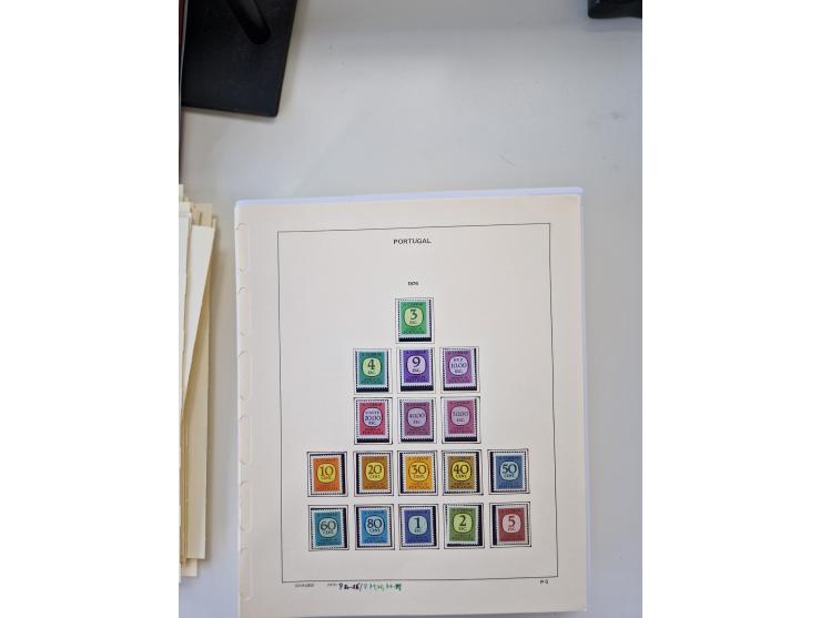 Portugal and Azores/Madeira: 1924/2021, unused and mint never hinged collection including souvenir sheets and booklets on the