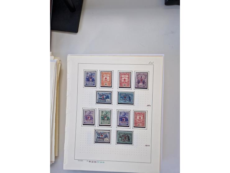 Portugal and Azores/Madeira: 1924/2021, unused and mint never hinged collection including souvenir sheets and booklets on the