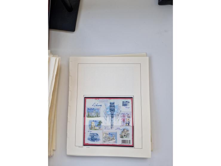 Portugal and Azores/Madeira: 1924/2021, unused and mint never hinged collection including souvenir sheets and booklets on the