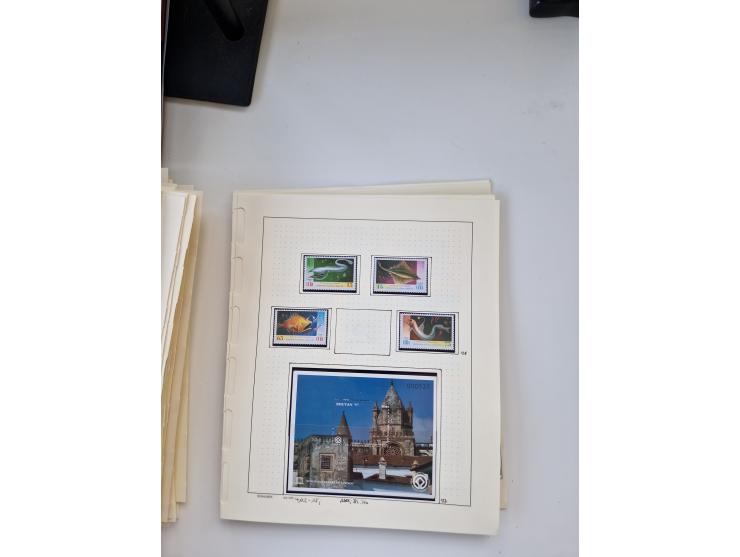 Portugal and Azores/Madeira: 1924/2021, unused and mint never hinged collection including souvenir sheets and booklets on the