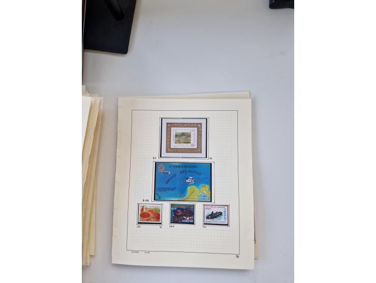 Portugal and Azores/Madeira: 1924/2021, unused and mint never hinged collection including souvenir sheets and booklets on the