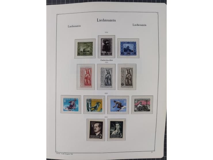 1912/2015, anfangs meist ungebrauchte/gestempelte, ab ca. 1964 postfrische, in den Hauptnummern komplette Sammlung inkl. Dien