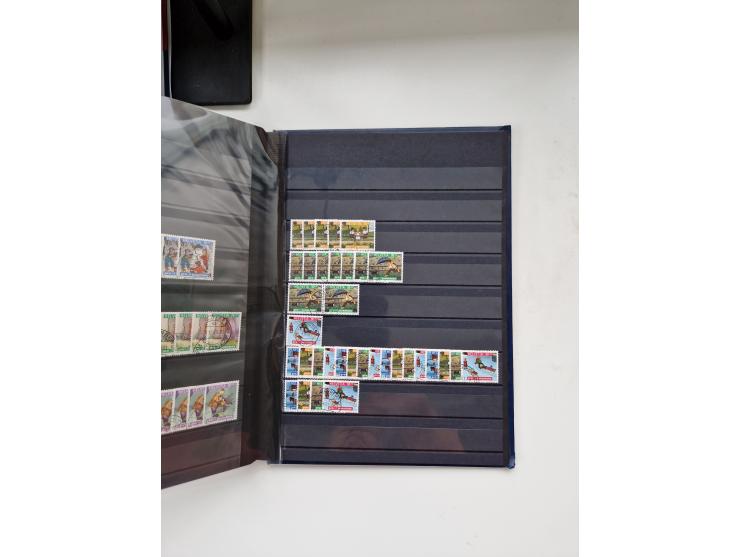 1850/1975 (ca.), meist gestempelter Dublettenbestand sowie einige Briefe, mit Schwerpunkt Pro Juventute und Pro Patria, mit e