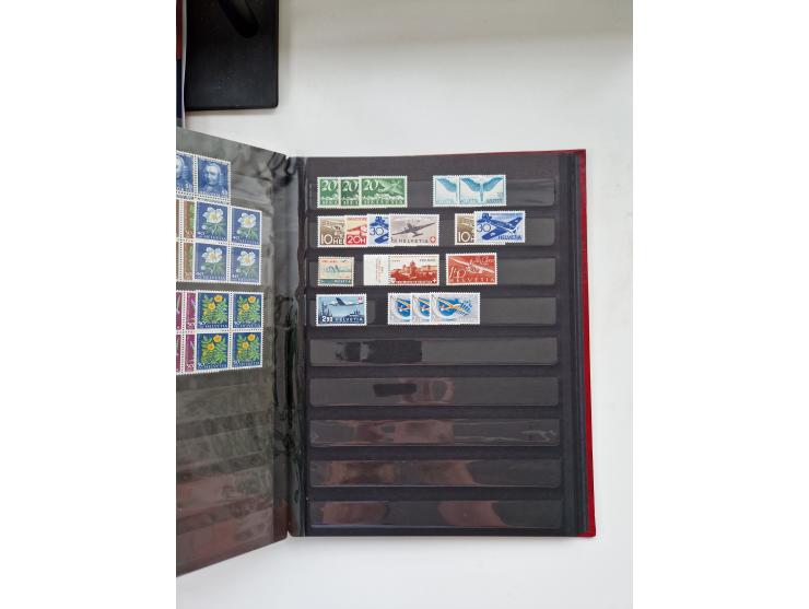 1850/1975 (ca.), meist gestempelter Dublettenbestand sowie einige Briefe, mit Schwerpunkt Pro Juventute und Pro Patria, mit e