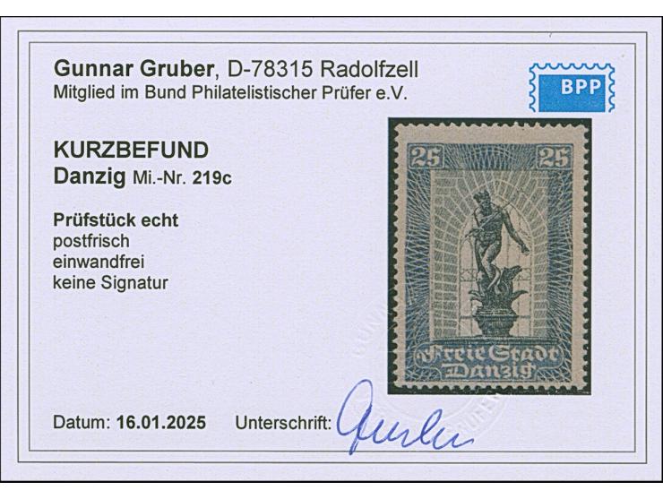 1921, Großes Staatswappen 10 M., Probedruck auf normalem Papier ohne Wasserzeichen, mit Rosettenunterdruck, in rot/schwarz, u