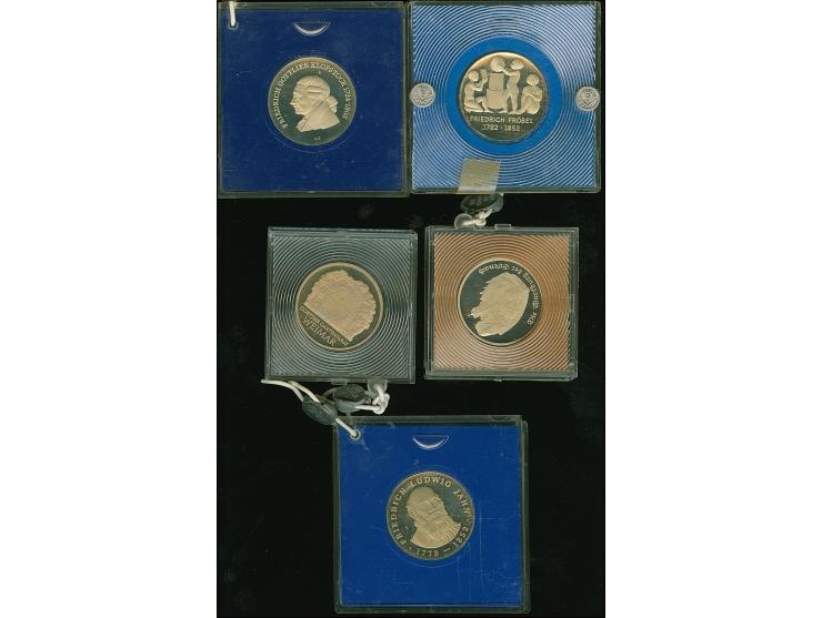 DDR: 5 Mark, 1977 Friedrich Ludwig Jahn, 1978 Friedrich Gottlieb Klopstock, 1982 Friedrich Fröbel; Weimar; Wartburg , je orig