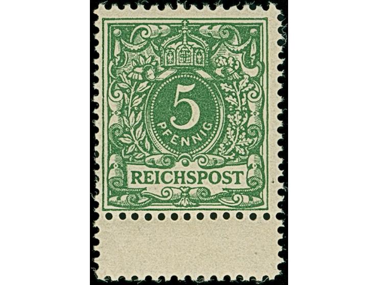 1890, Krone/Adler 5 Pfg. grün mit Zwischensteg unten, ist farbfrisch und sehr gut gezähnt. Die postfrische Marke ist in tadel