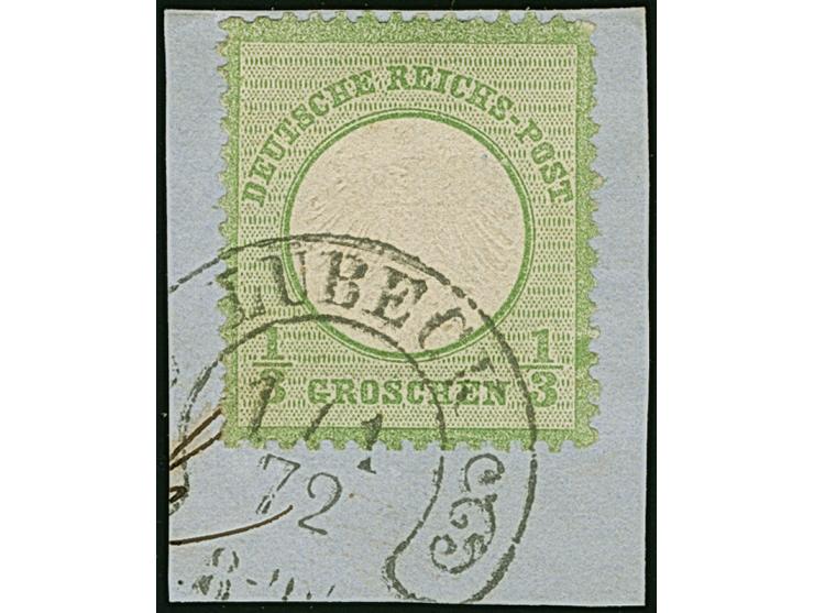 “LÜBECK 1.1.72” (Spanik 22-2) sehr klar und fast komplett auf kleiner Schild ⅓ Gr. gelblichgrün auf Briefstück. Die farbfrisc