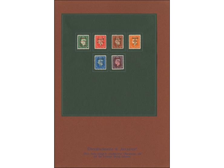 1944, Vorlagebuch mit grauem Leineneinband, mit Kordel gebunden, die Einbandseiten unbeschriftet, danach folgende Seiten auf 