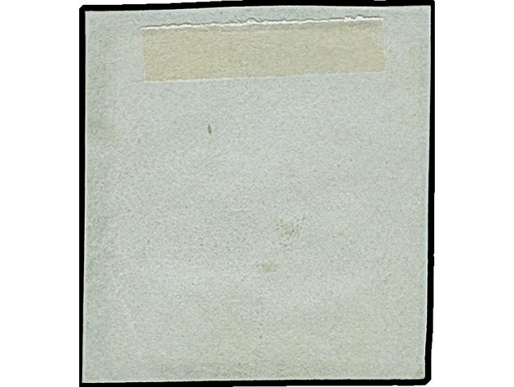 ½ Sch. schwarz, voll-bis breitrandig mit kreuzweise aufgesetzten Strichstempel. Fehlerhaft, auf kleines Briefstück montiert. 