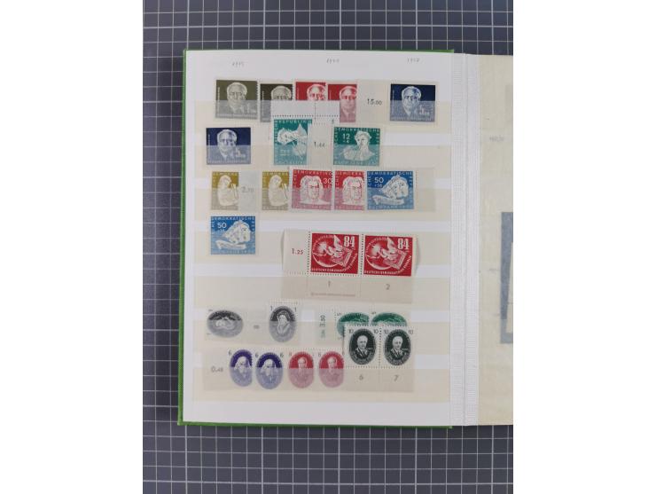 1945/53 (ca.), postfrische, ungebrauchte und gestempelte Partie in 3 Steckbüchern, dabei u.a. einige Poschta, Bl. 2(4), Bl. 4