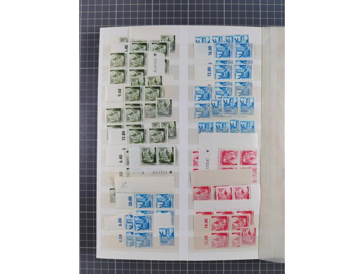 1945/49, postfrische, ungebrauchte und gestempelte Partie in 3 Steckbüchern, dabei u.a. 3 Rotkreuz-Blocks mit Fotoattesten We