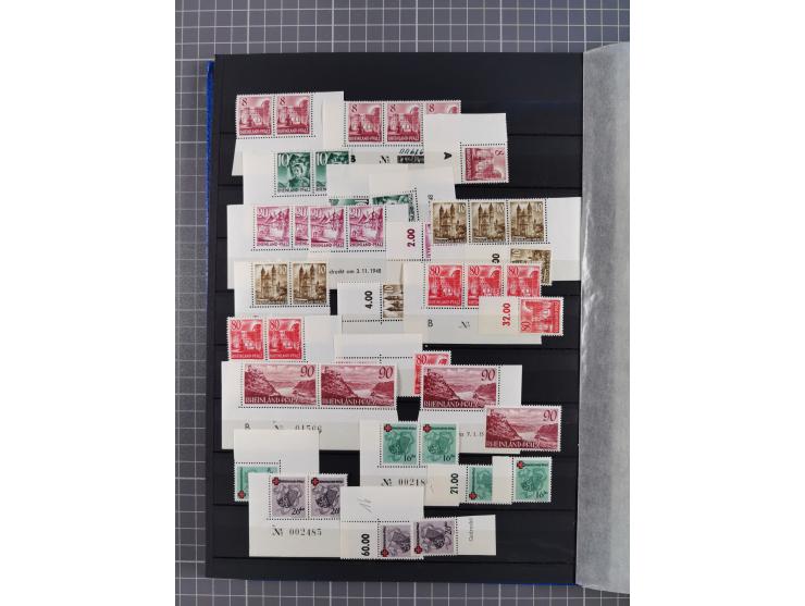 1945/49, postfrische, ungebrauchte und gestempelte Partie in 3 Steckbüchern, dabei u.a. 3 Rotkreuz-Blocks mit Fotoattesten We