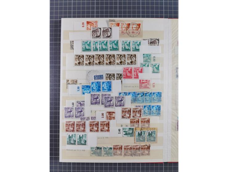 1945/49, postfrische, ungebrauchte und gestempelte Partie in 3 Steckbüchern, dabei u.a. 3 Rotkreuz-Blocks mit Fotoattesten We