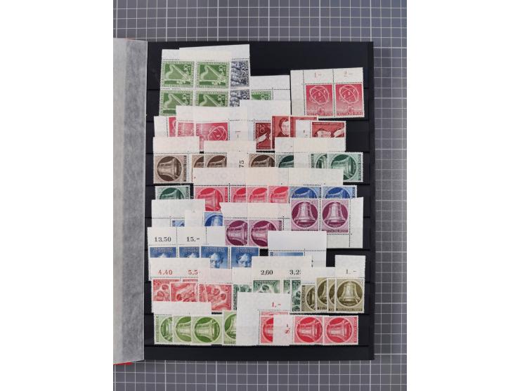 1948/65 (ca.), postfrische, wenig ungebrauchte und gestempelte reichhaltige Partie in vier Steckbüchern, dabei mehrere Postho