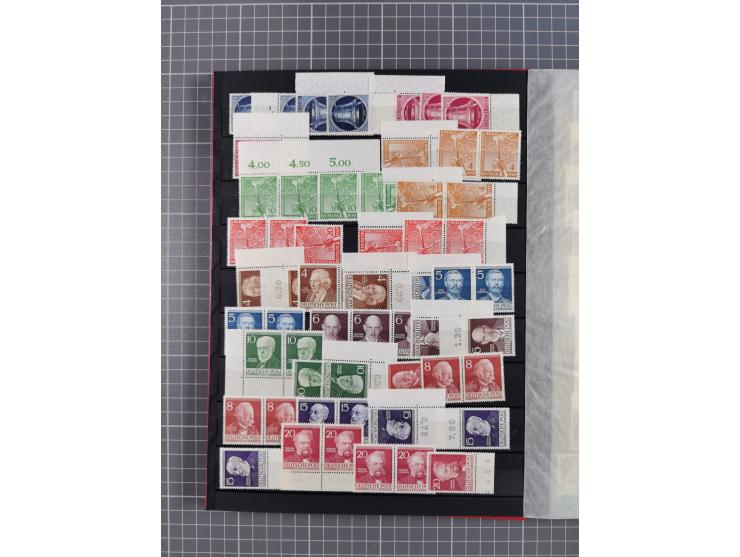 1948/65 (ca.), postfrische, wenig ungebrauchte und gestempelte reichhaltige Partie in vier Steckbüchern, dabei mehrere Postho