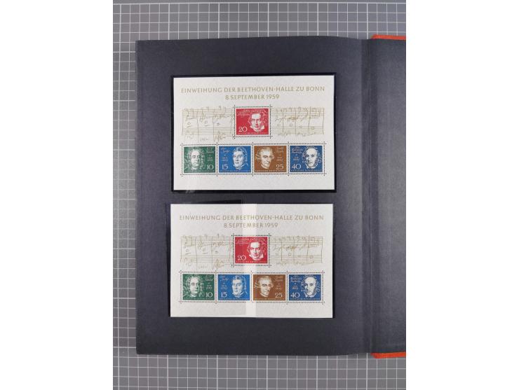 1948/65 (ca.), postfrische, wenig ungebrauchte und gestempelte reichhaltige Partie in vier Steckbüchern, dabei mehrere Postho