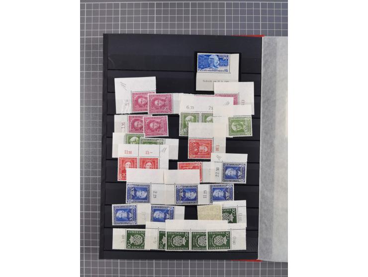 1948/65 (ca.), postfrische, wenig ungebrauchte und gestempelte reichhaltige Partie in vier Steckbüchern, dabei mehrere Postho