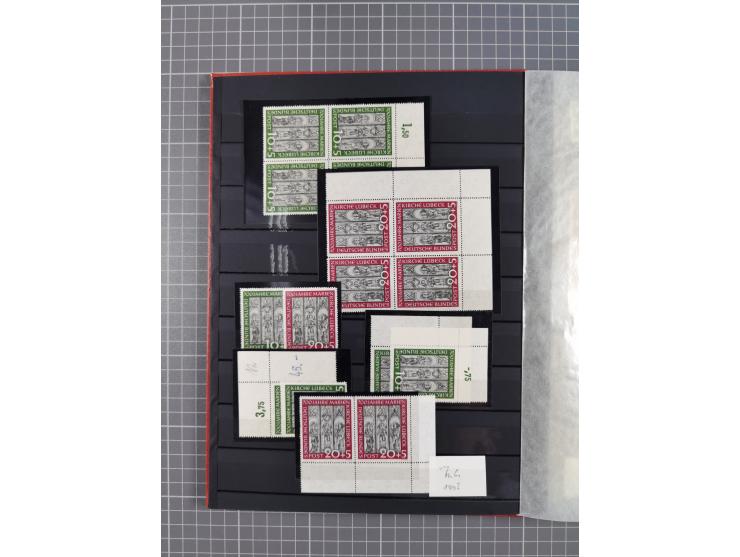 1948/65 (ca.), postfrische, wenig ungebrauchte und gestempelte reichhaltige Partie in vier Steckbüchern, dabei mehrere Postho