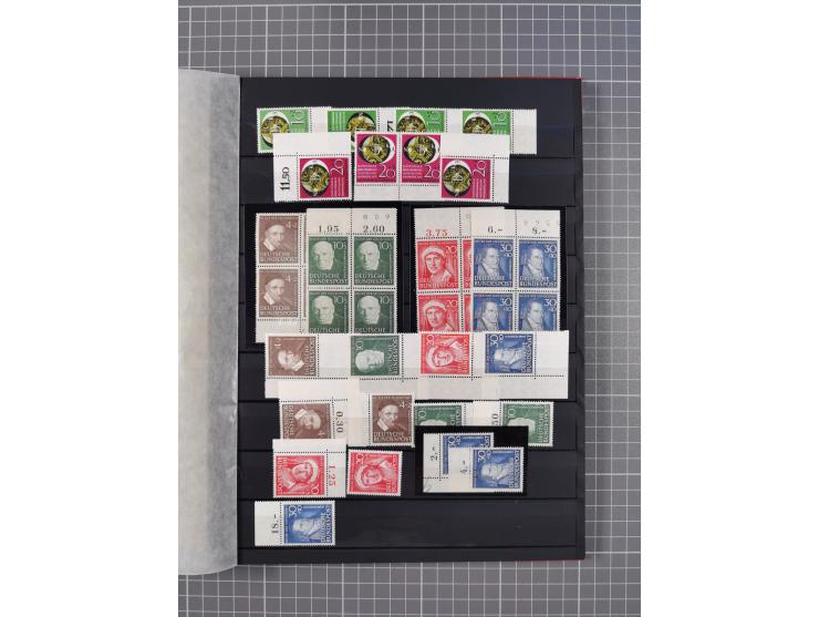 1948/65 (ca.), postfrische, wenig ungebrauchte und gestempelte reichhaltige Partie in vier Steckbüchern, dabei mehrere Postho