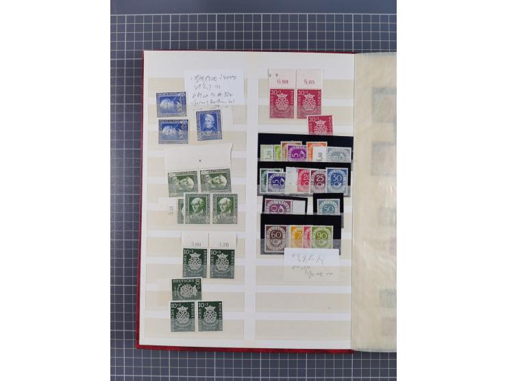 1948/65 (ca.), postfrische, wenig ungebrauchte und gestempelte reichhaltige Partie in vier Steckbüchern, dabei mehrere Postho