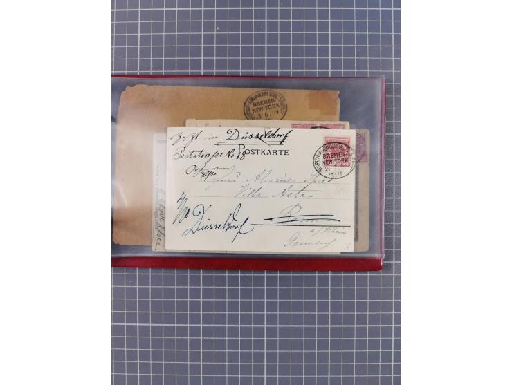 1891/1925, Sammlung “DASP BREMEN-NEW YORK I.-X.” mit ca. 50 Briefen, Karten und GSK, dabei zwei Postkarten mit L1 “Missent to