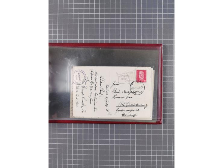 1925/35, kleine Sammlung Flaggenstempel “DSP HAMBURG-SÜDAMERIKA” mit ca. 90 Briefen, Karten und GSK, dabei u.a. zwei R-Briefe