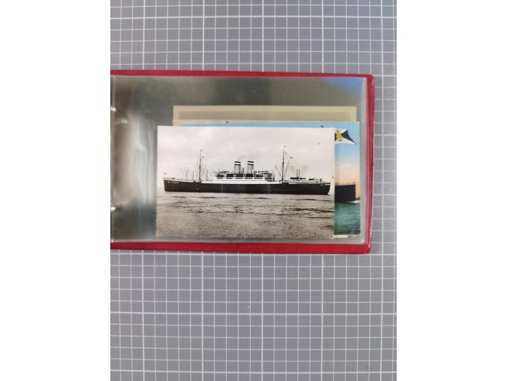 1914/37, Sammlung Flaggenstempel “DASP HAMBURG-NEW YORK” mit 50 Briefen, Karten und GSK, dabei drei R-Briefe und frühe Flagge