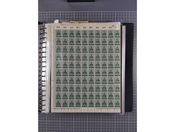 1920, postfrische/ungebrauchte Partie Bogen und Bogenteile, wie üblich gefaltet, jedoch auch einige mit stärkeren Antrennunge