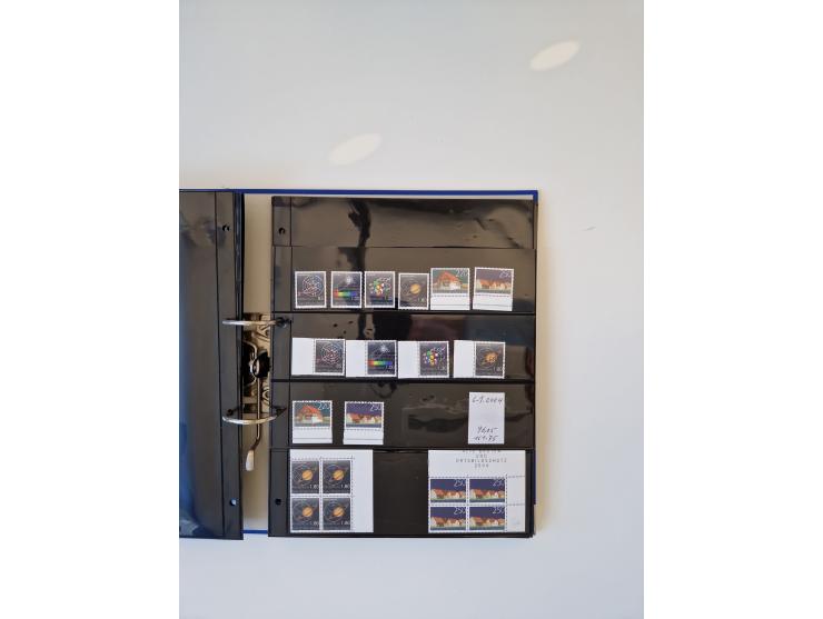 2000/15, postfrische und gestempelte, in den Hauptnummern je überkomplette Sammlung, dabei Marken je einzeln und in Viererblo