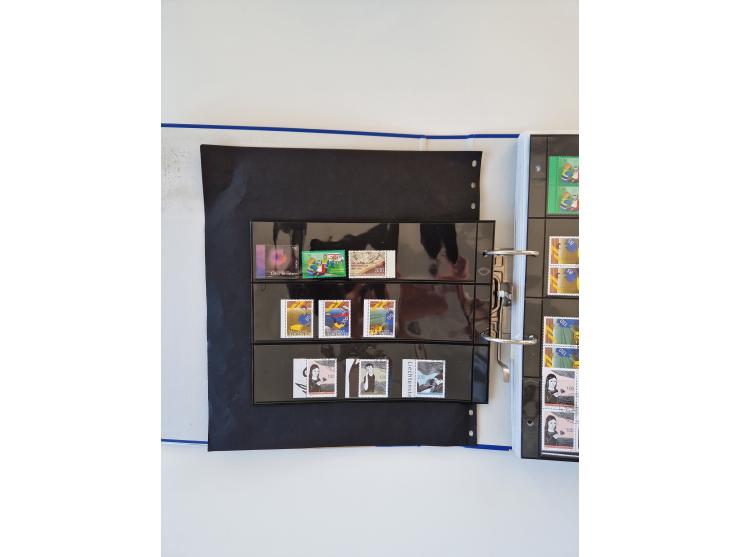 2000/15, postfrische und gestempelte, in den Hauptnummern je überkomplette Sammlung, dabei Marken je einzeln und in Viererblo