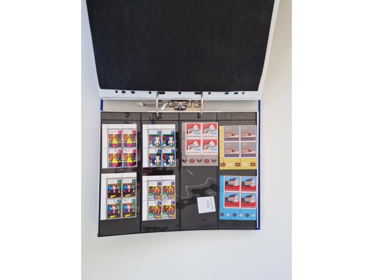 2000/15, postfrische und gestempelte, in den Hauptnummern je überkomplette Sammlung, dabei Marken je einzeln und in Viererblo