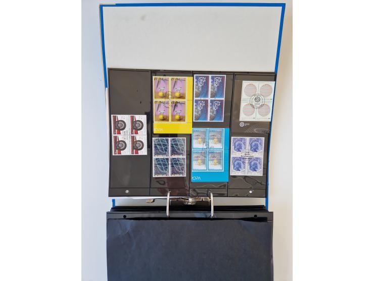 2000/15, postfrische und gestempelte, in den Hauptnummern je überkomplette Sammlung, dabei Marken je einzeln und in Viererblo