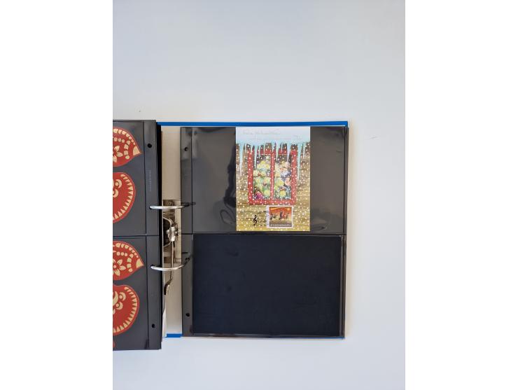 2000/15, postfrische und gestempelte, in den Hauptnummern je überkomplette Sammlung, dabei Marken je einzeln und in Viererblo