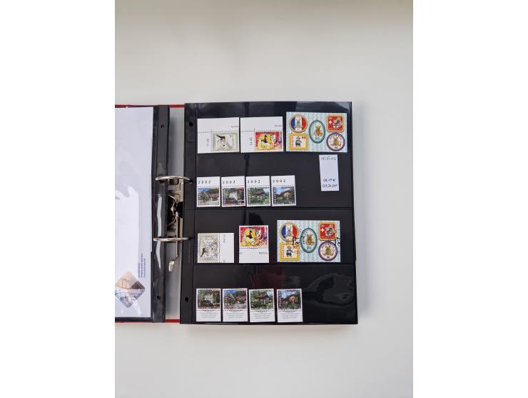 2000/15, postfrische und gestempelte, in den Hauptnummern je überkomplette Sammlung, dabei Marken je einzeln und in Viererblo