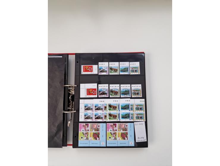 2000/15, postfrische und gestempelte, in den Hauptnummern je überkomplette Sammlung, dabei Marken je einzeln und in Viererblo