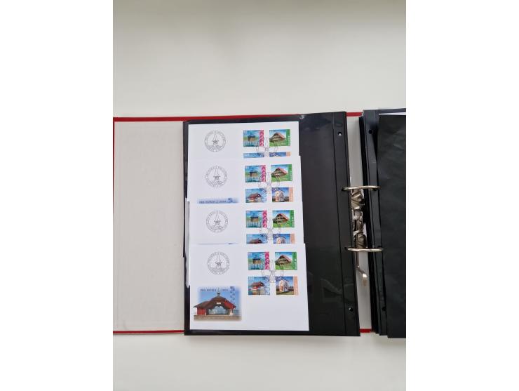 2000/15, postfrische und gestempelte, in den Hauptnummern je überkomplette Sammlung, dabei Marken je einzeln und in Viererblo