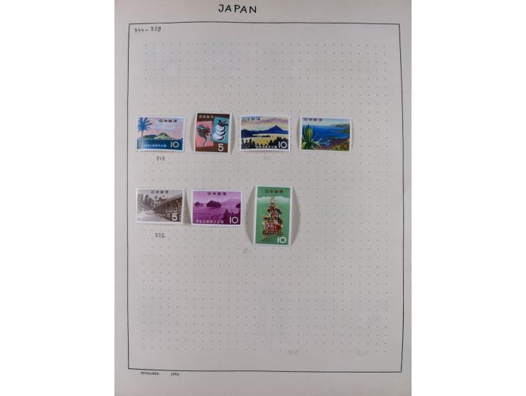 1872/1966, Collection on album leaves, few nice classic cancellations, air mails, national park and later issues unused. Addi