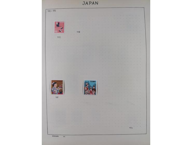 1872/1966, Collection on album leaves, few nice classic cancellations, air mails, national park and later issues unused. Addi