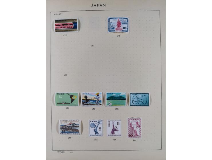 1872/1966, Collection on album leaves, few nice classic cancellations, air mails, national park and later issues unused. Addi